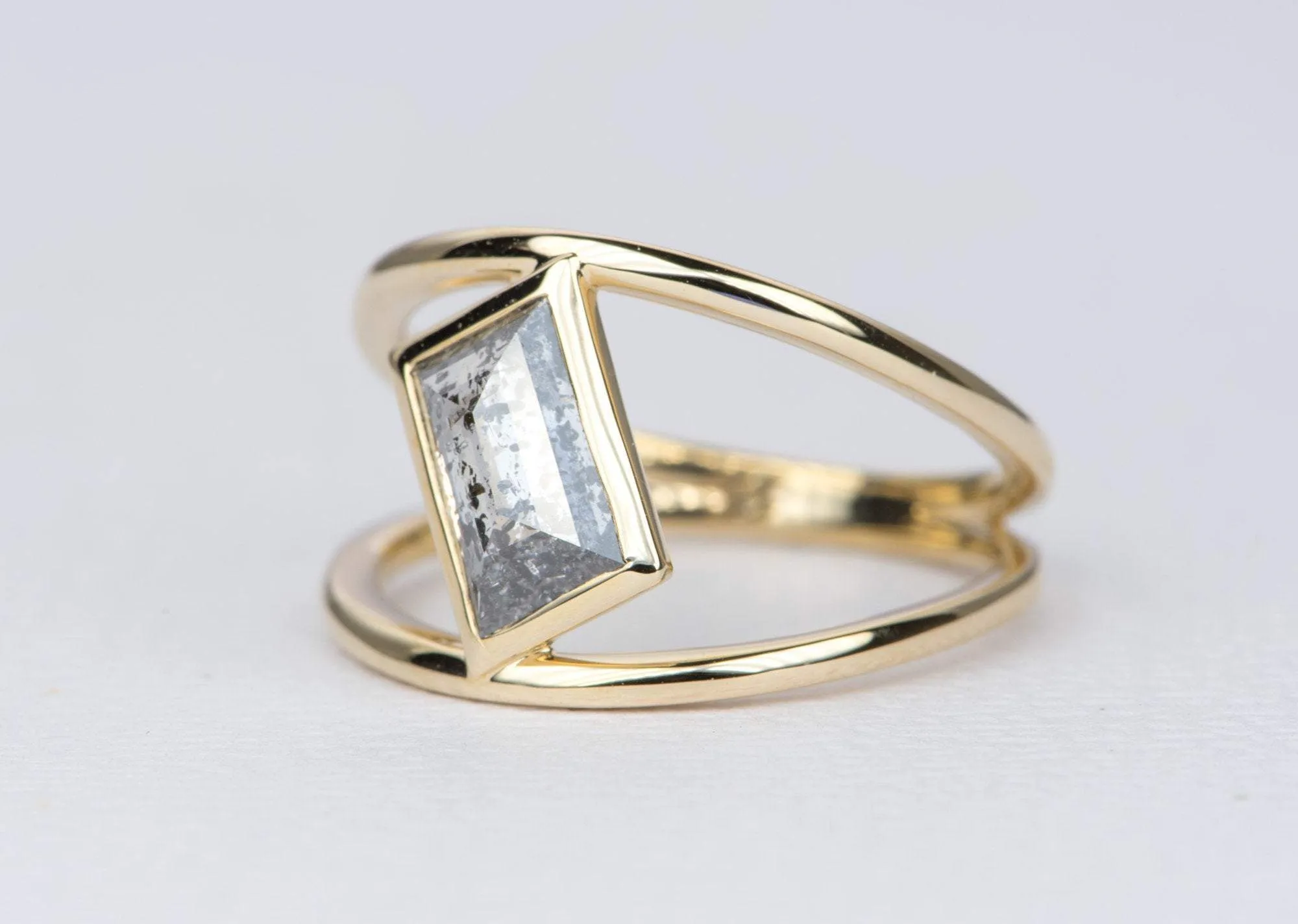 1.32ct Geometric Shape Diamond Bezel Set Cage Ring 14K Yellow Gold Ring Gift For Her OOAK AD1741-2