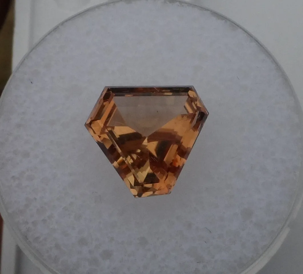 4.13ct. IMPERIAL TOPAZ