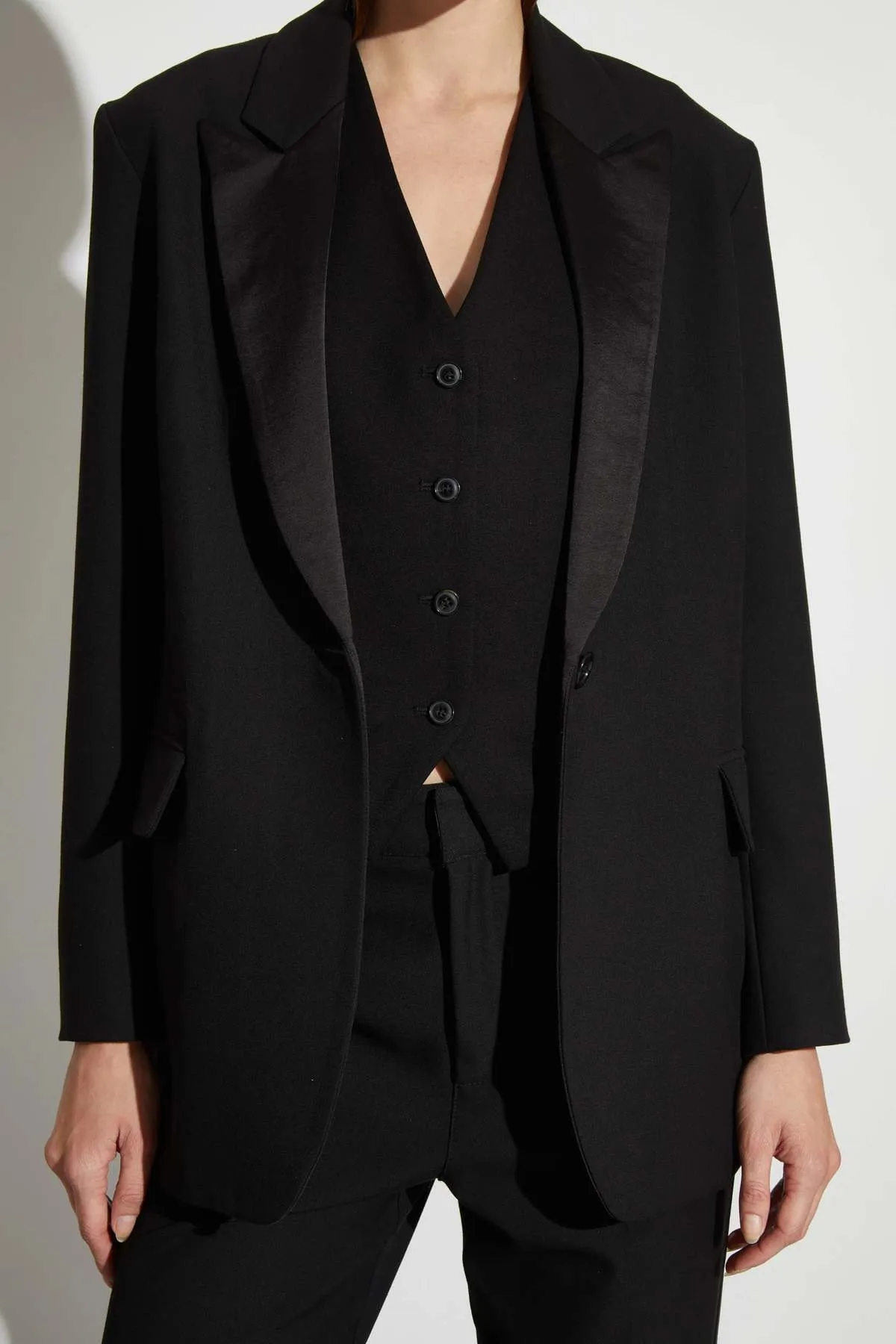 Dylan Tuxedo Jacket