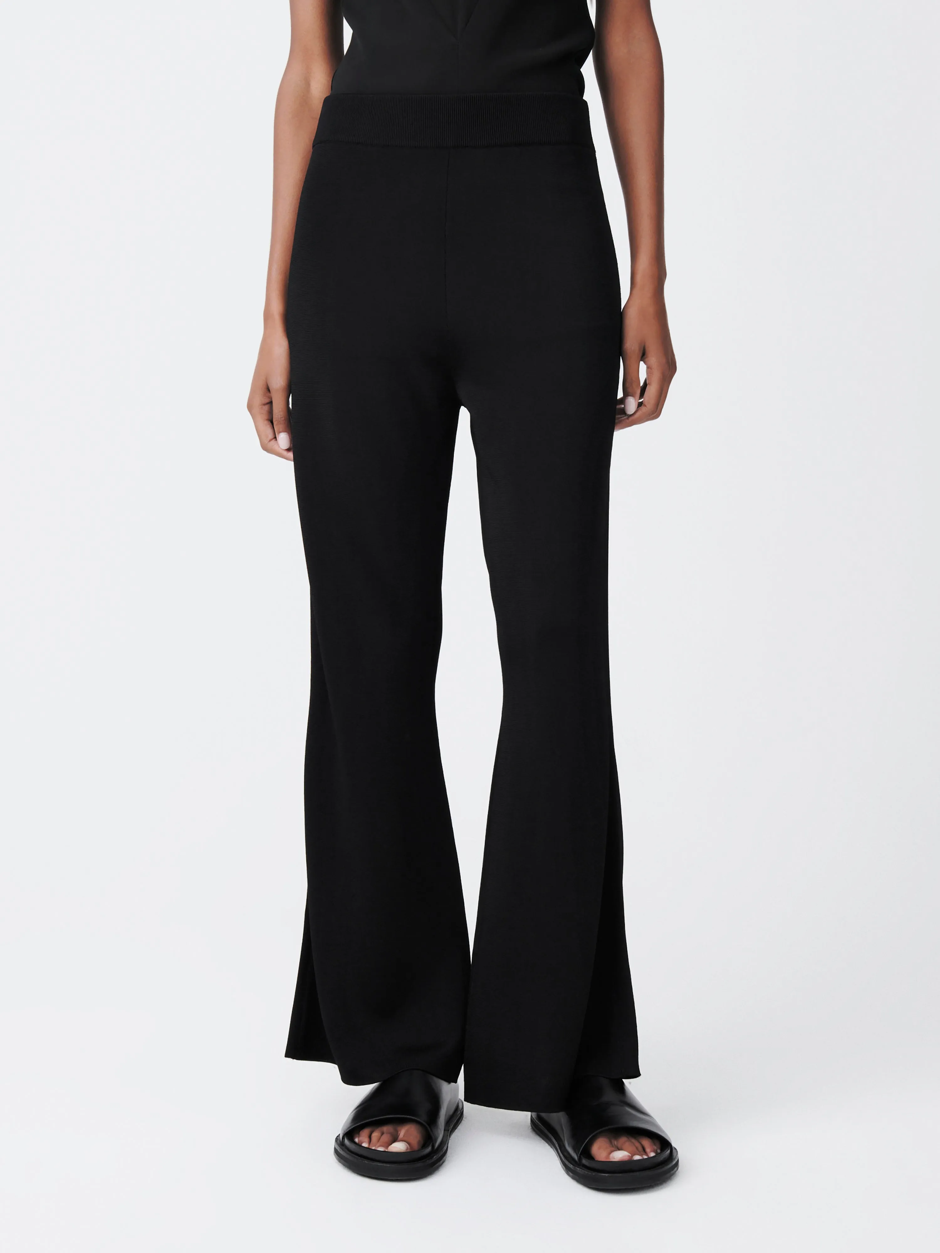 Linna Pant in Black