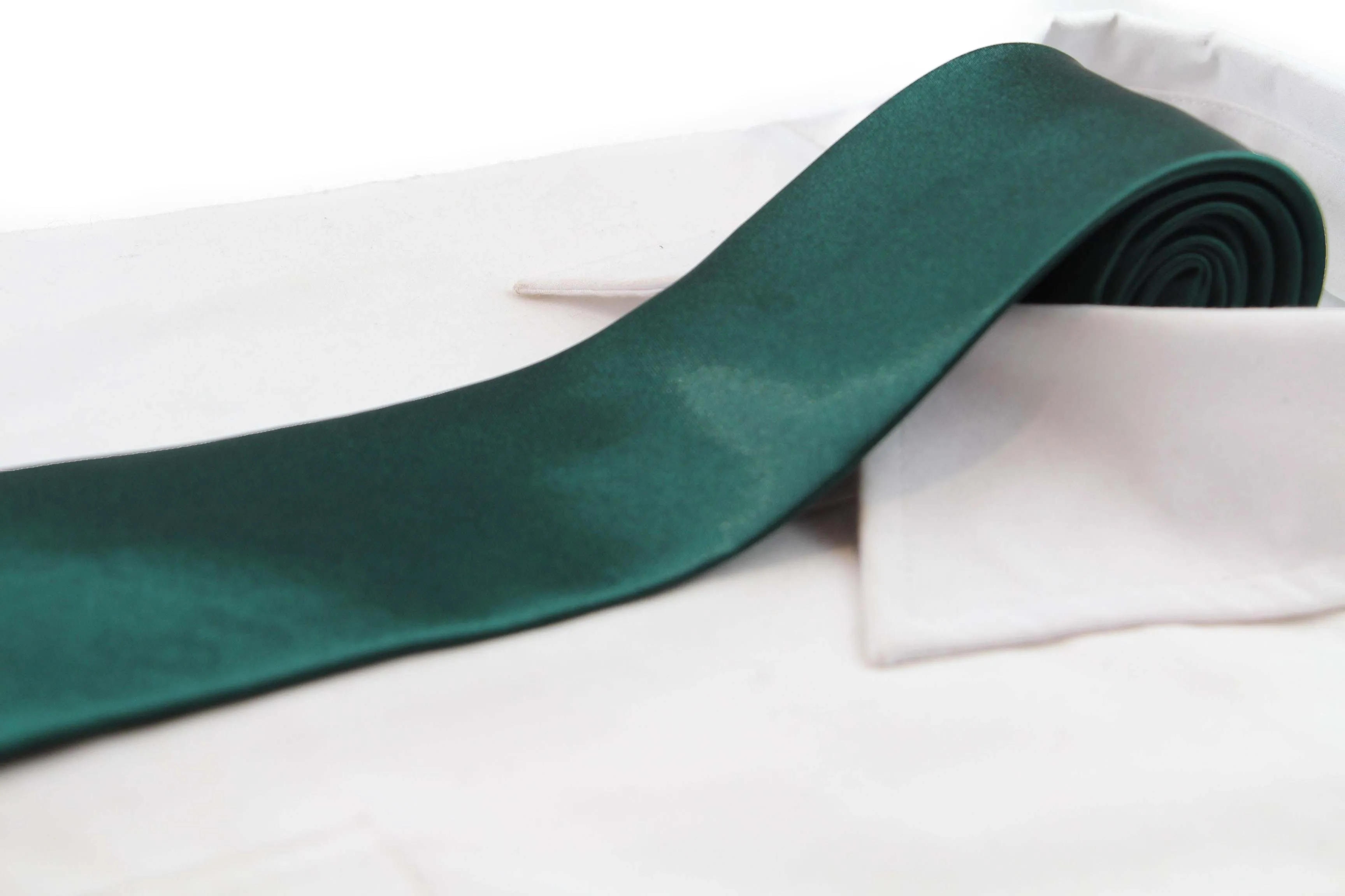 Mens Bottle Green 8cm Plain Neck Tie