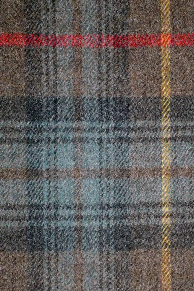 SAMPLE Lady's Kelso Waistcoat (Stewart Hunting, Weathered tweed-tartan)