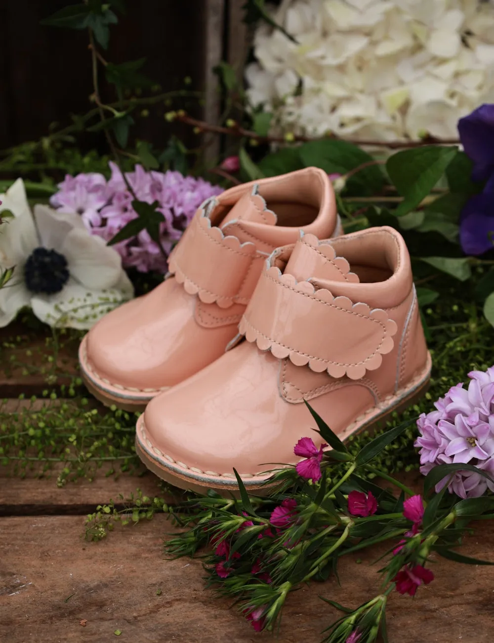 Scallop Velcro Boot - Blush