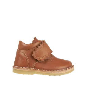 Scallop Velcro Boot - Cognac