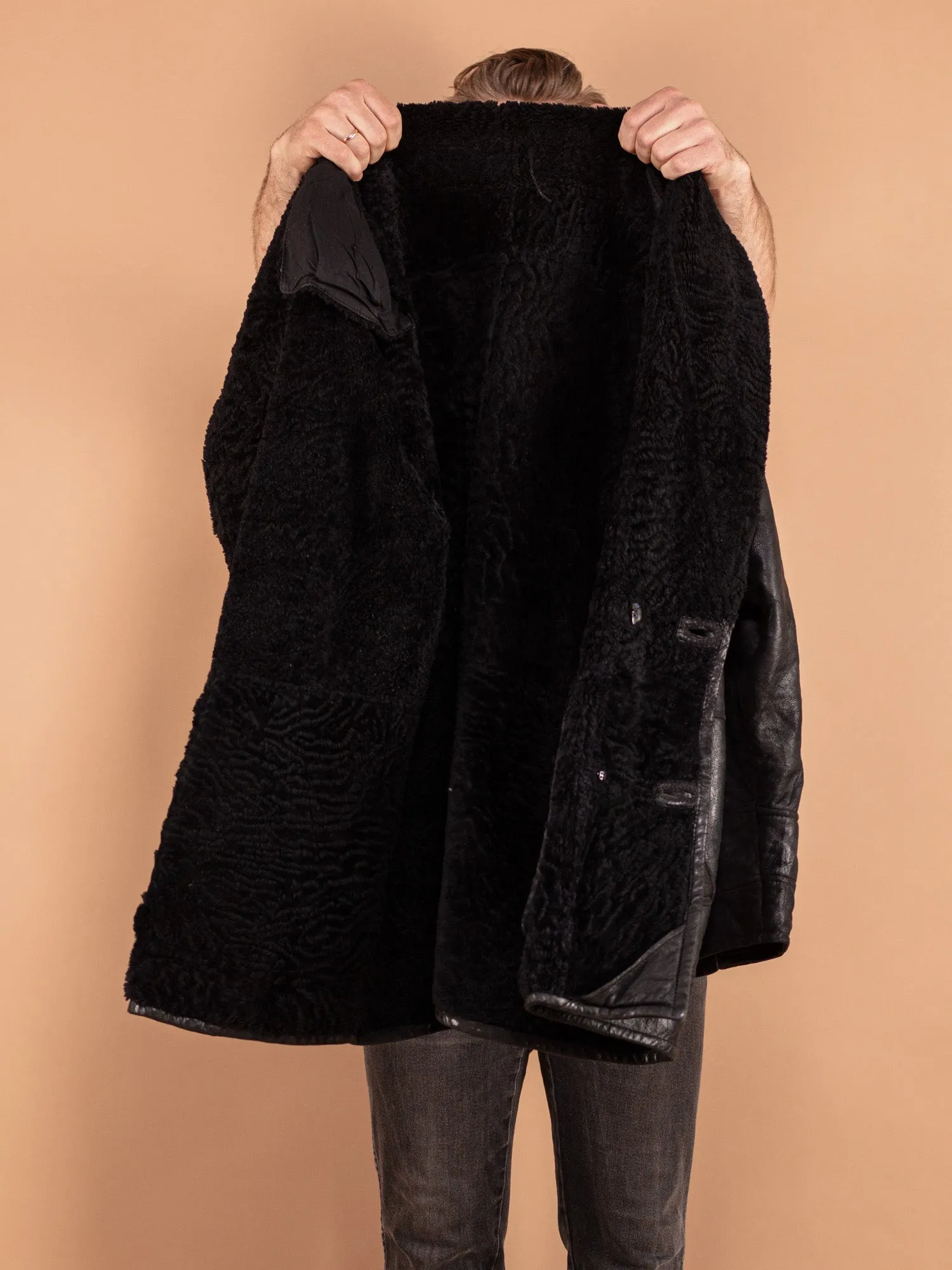 Vintage 80's Men Oversized Sheepskin Coat in Black