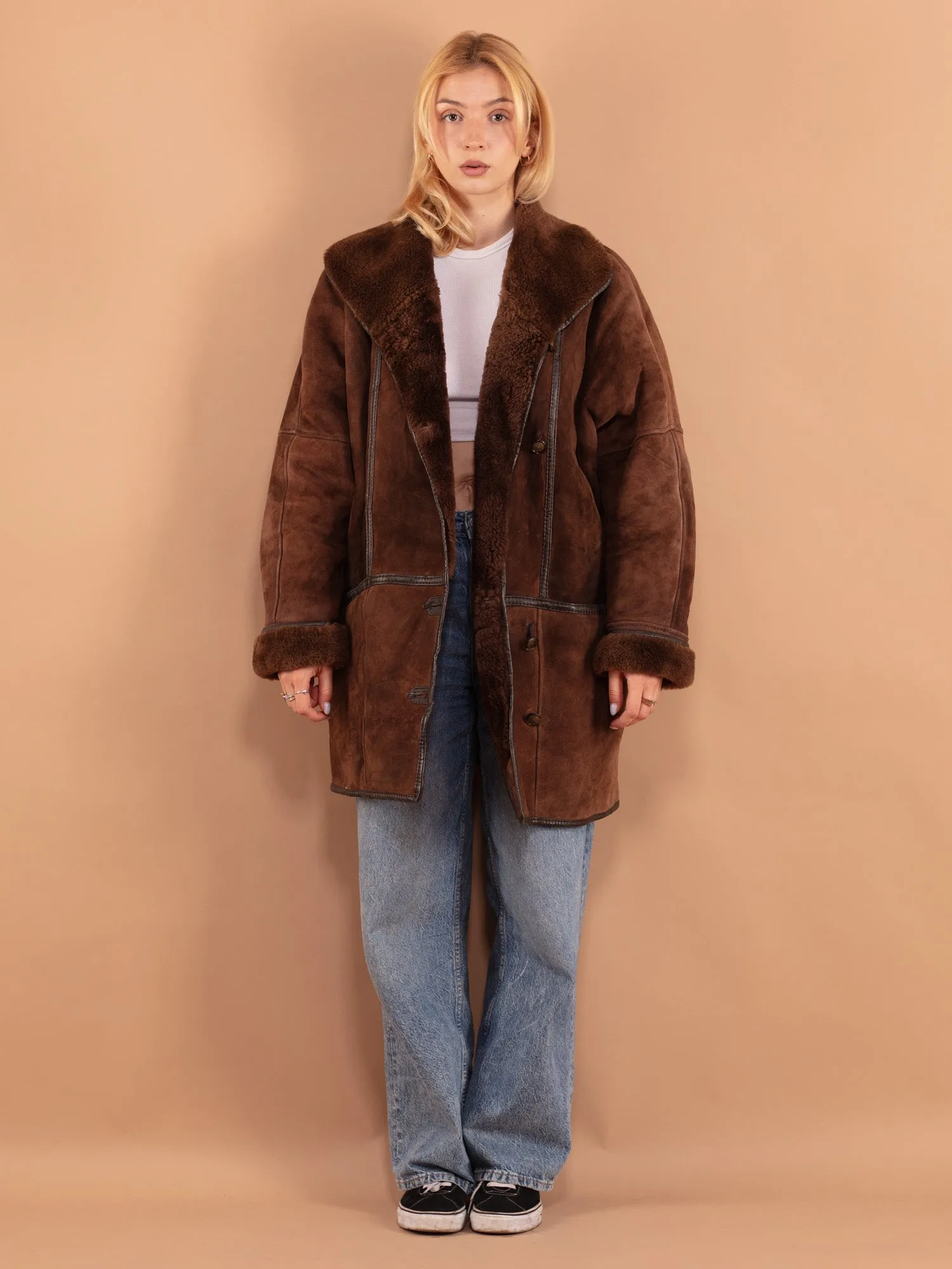 Vintage 80's Women Oversized Sheepskin Coat in Brown