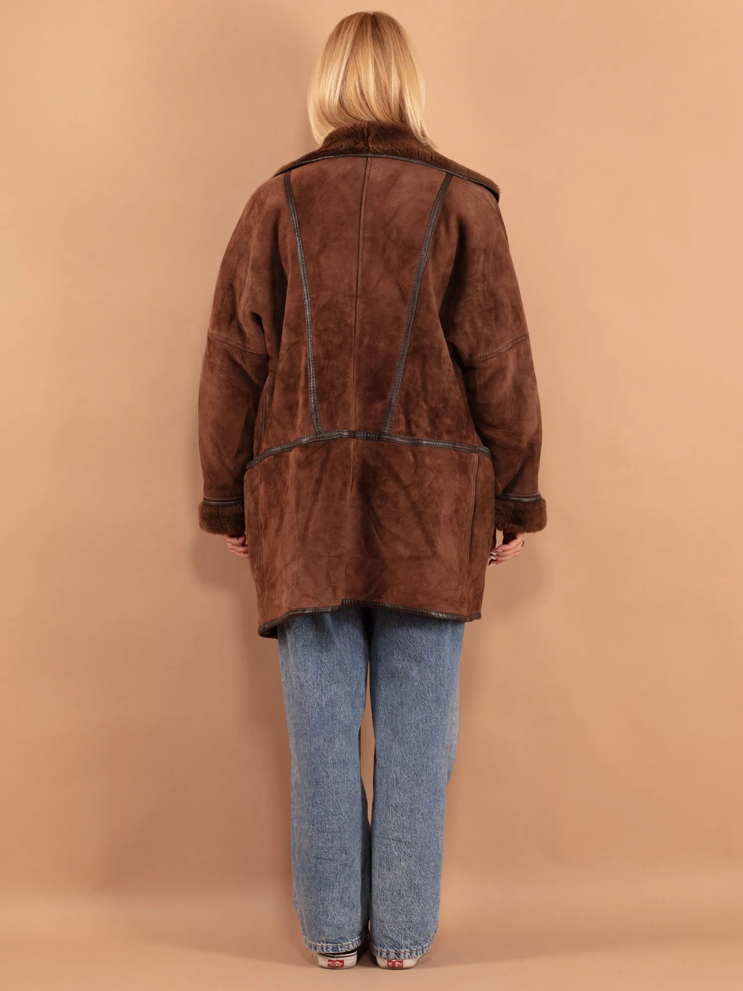 Vintage 80's Women Oversized Sheepskin Coat in Brown