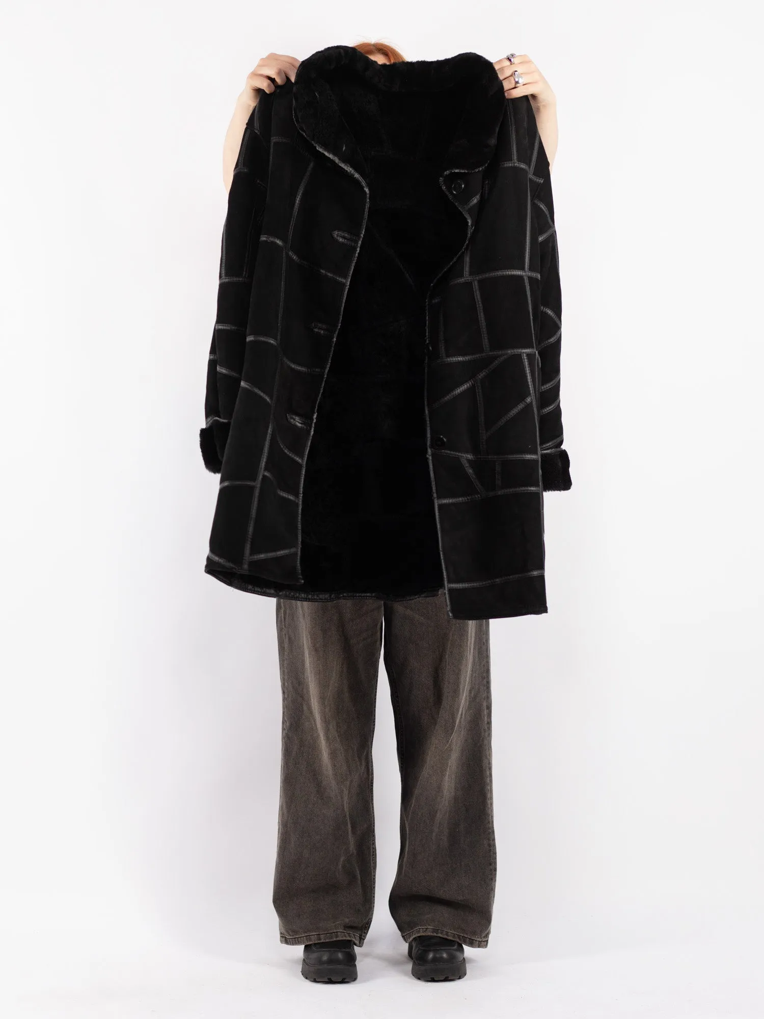 Vintage 90's Women Sheepskin Coat in Black